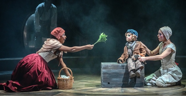 A Christmas Carol – Leeds Playhouse At Home