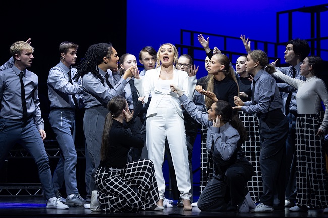 Chess – Empire Theatre