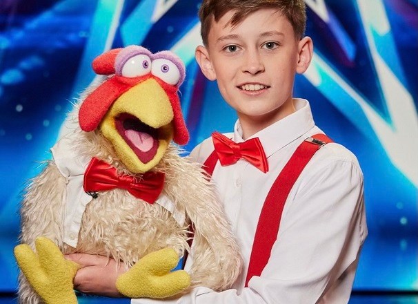 St Helens Theatre Royal ‘Chucks’ more pantomime casting our way