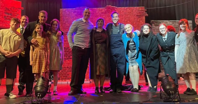 <strong>Blood Brothers (The Play) – Daneside Theatre, Congleton</strong>