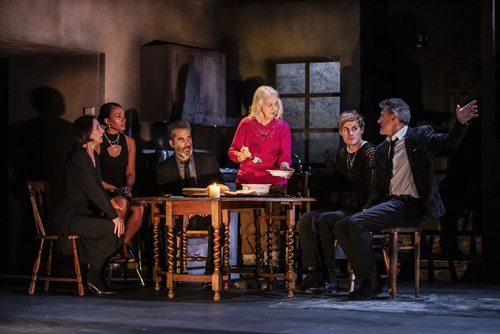 Murder In The Dark – Richmond Theatre