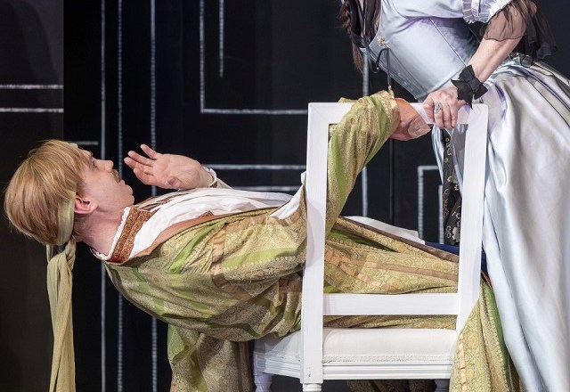 Opera North: Così Fan Tutte – Hull New Theatre