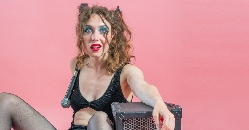 Holly Spillar: HOLE – Soho Theatre