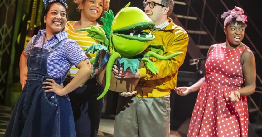 Little Shop of Horrors – Hull Truck Theatre