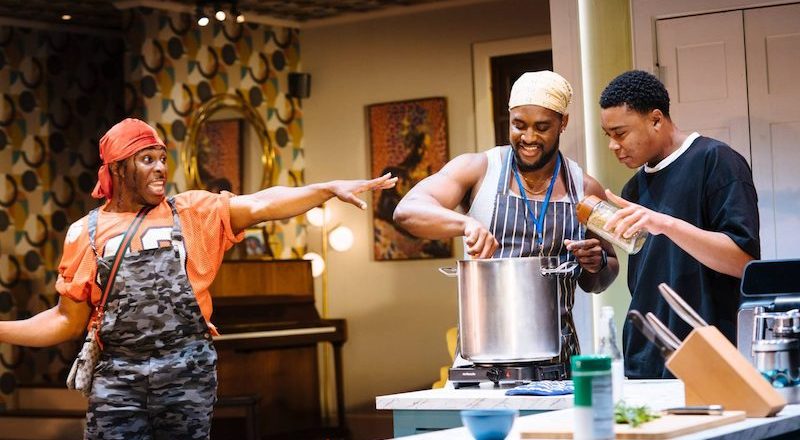 The Hot Wing King – National Theatre